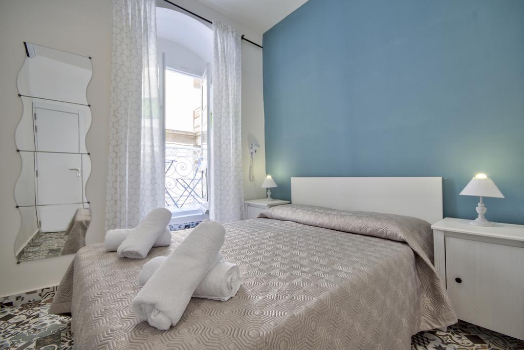 Central Valletta Two Bedroom Apartment Exterior photo